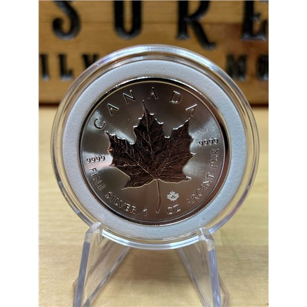 Lot 40-1) 1 oz Canadian Maple 2022 Silver