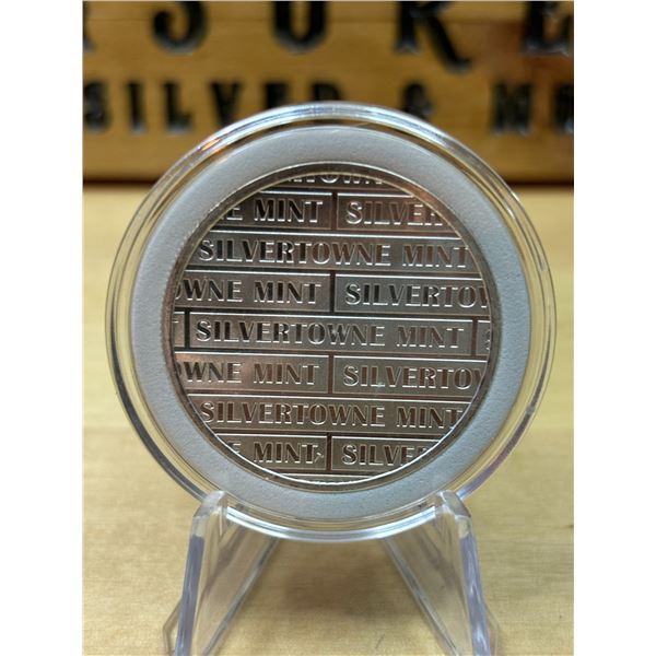 Lot 56-1) 1 oz SilverTowne Eagle silver round