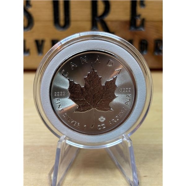Lot 82-1) 1 oz Canadian Maple 2022 Silver
