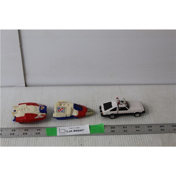 (3) Vintage Transformers Vehicles