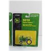 Image 4 : (2) Ertl John Deere 820 & 5010 Die Cast Metal Tractor Toys - Sealed