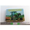 Image 1 : John Deere Tractors - A Pictorial History Book