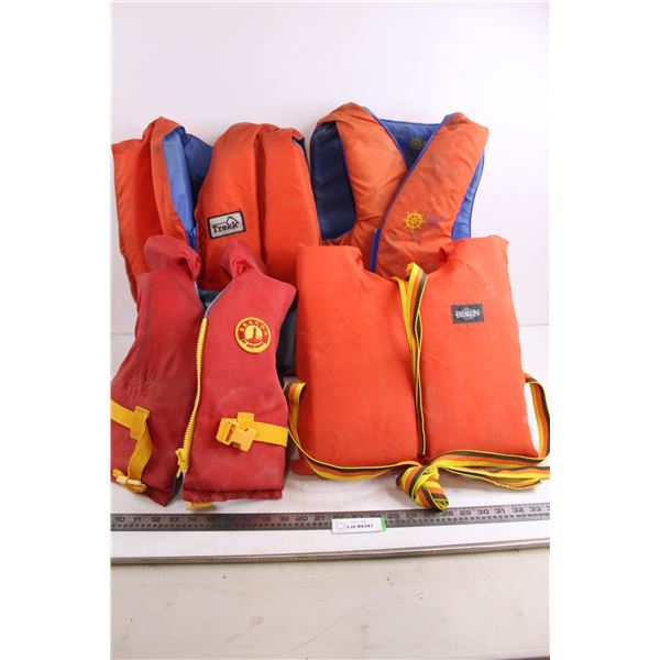 (4) Aquatic Life Jackets (2 Adult & 2 Child's) - As is