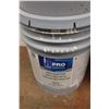 Image 4 : ** (4) 18.9L Pails - Partials - All 1/2 or Less (Black Fence Stain, Acrylic Dryfall, Sherwood Clear 