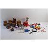 Image 10 : Assorted Play Mobile Toys and Magnifying Glass