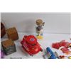 Image 5 : Assorted Play Mobile Toys and Magnifying Glass