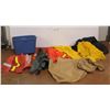 Image 1 : *Plastic Tote 15'' x 23'' x 18'', Rain Jackets, Rain Pants and Grill Cover