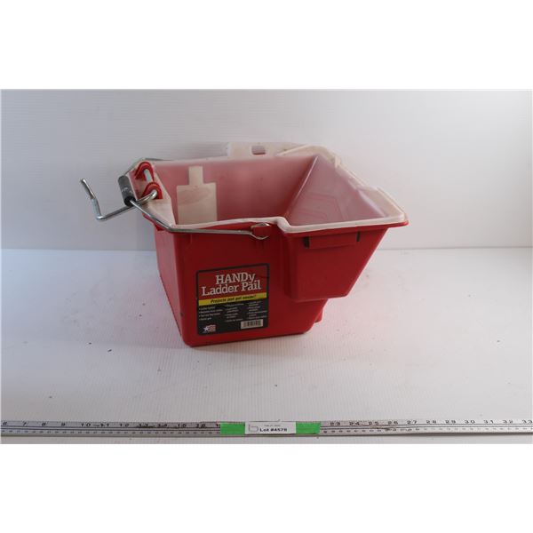Handy Ladder Pail