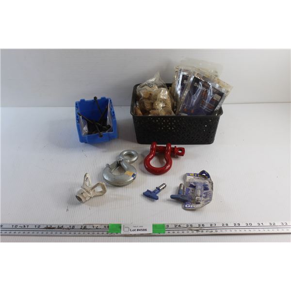 Wine Corks, Super Yeast, Reversible Spray Tips, Chain Hooks, Basket and Misc