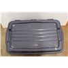 Image 3 : *Plastic Rubbermaid Tote with Lid 32'' x 20'' x 17''