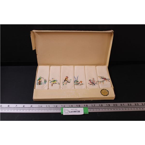 (6) Vintage Bird Themed Cloth Napkins Set in Box