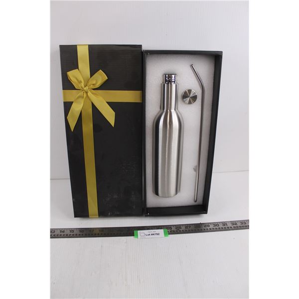 Hogg Metal 25oz. Wine Tumbler in Gift Box - Appears Unused 17" x 7.5" x 3.5"