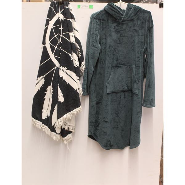 Fleece Lounger - Size L/XL and Indigenous Table Cover