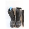 Image 2 : Workload Thinsulate Steel Toe Boots - Size 8M - Some Damage and Boot Liners