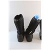 Image 6 : Workload Thinsulate Steel Toe Boots - Size 8M - Some Damage and Boot Liners