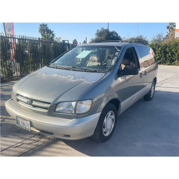 TOYT SIENNA 2000 T-DON - SMOG