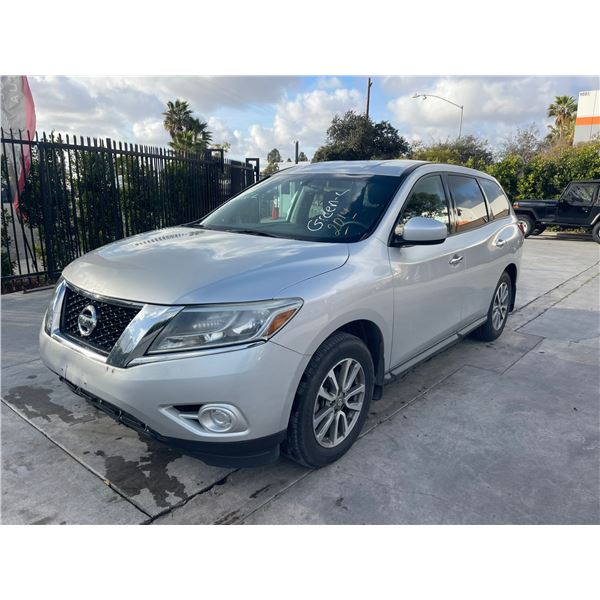 NISS PATHFINDER 2014 T-2 DAYS