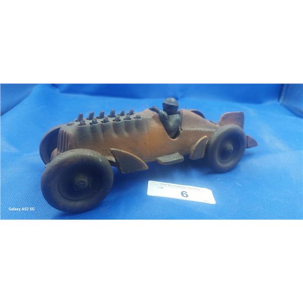 Vintage Hubley die cast car 10" long, very nice condition