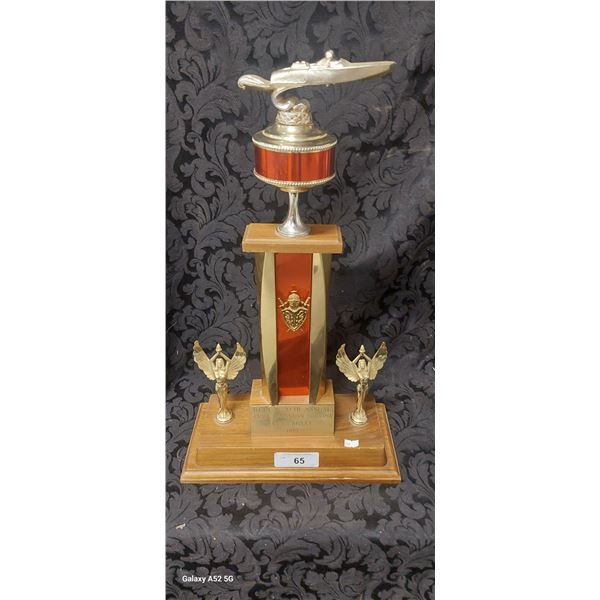 Vintage 1972 Boat trophy 22"