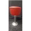 Image 1 : Vintage 50s diner stool