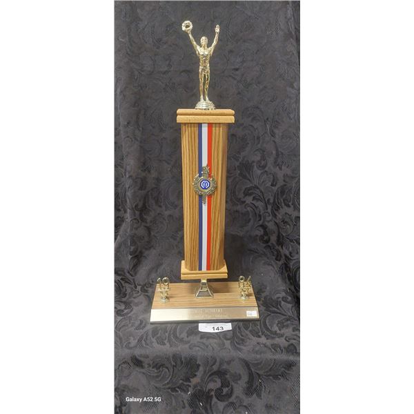 Vintage 1984 car trophy 22"