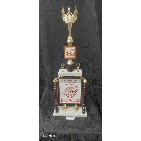 Vintage 1987 car trophy 29"
