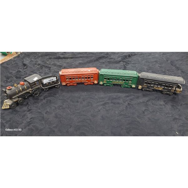 Cast iron train, 4 pieces, nice older repro
