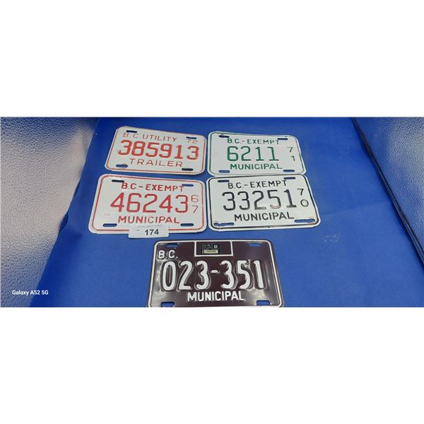 Lot of 5 trailer license plates