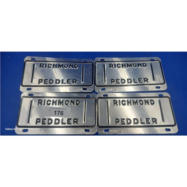4 mini plates