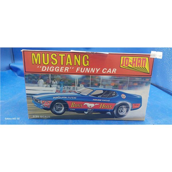 Vintage 1:25 scale Mustang Digger funny car building kit