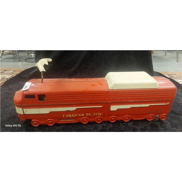 Vintage pressed steel Canadian Pacific ride on children's train 1950s 31" long