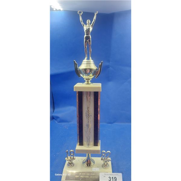 Vintage 1982 car trophy 19"