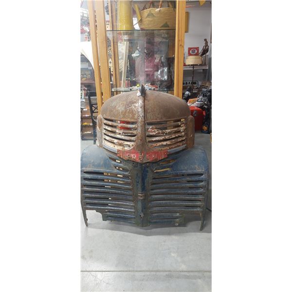 Beautiful rustic Dodge truck wall hanger man cave/she shed grille assy 40" x 37"