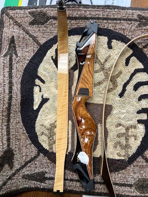Custom 1 of 1 recurve bow made by Fred Bears last remaining students