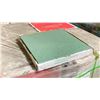 Image 2 : 432SQ FT OF MEDIUM GREEN 18"X18" COMMERCIAL PORCELAIN FLOOR TILE