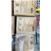 Image 2 : PALLET OF LATEX FREE NON MEDICAL / NON SURGICAL DISPOSABLE PROTECTIVE CLOTHING *IN BOX*