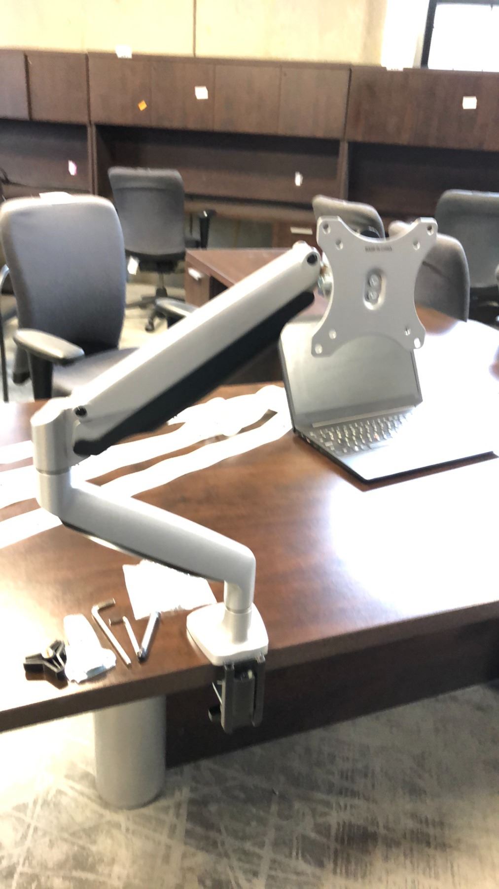 SILVER JARVIS SINGLE MONITOR STAND - Able Auctions