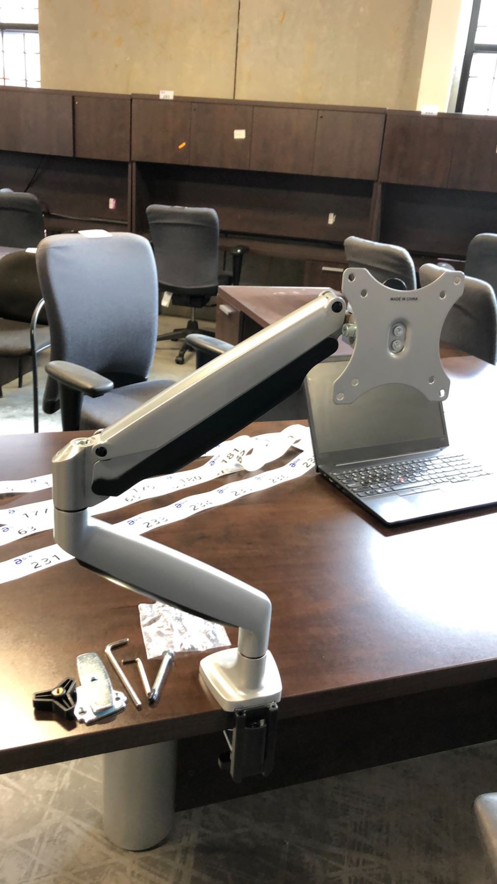SILVER JARVIS SINGLE MONITOR STAND - Able Auctions