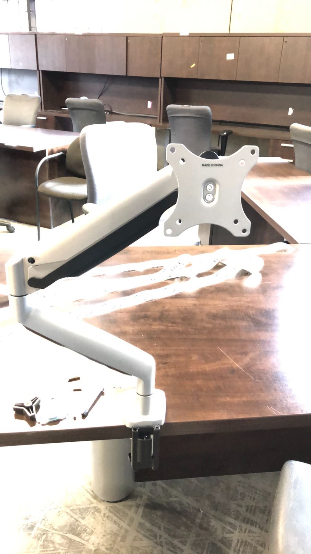 SILVER JARVIS SINGLE MONITOR STAND - Able Auctions