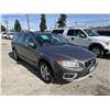 Image 2 : 2010 Volvo XC70