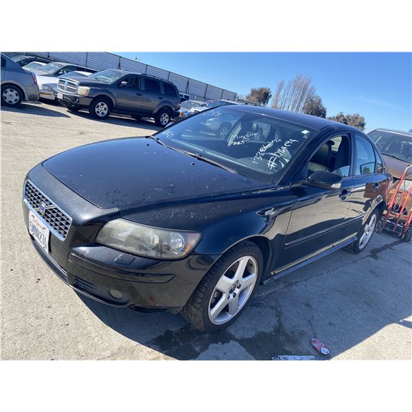 2005 Volvo S40