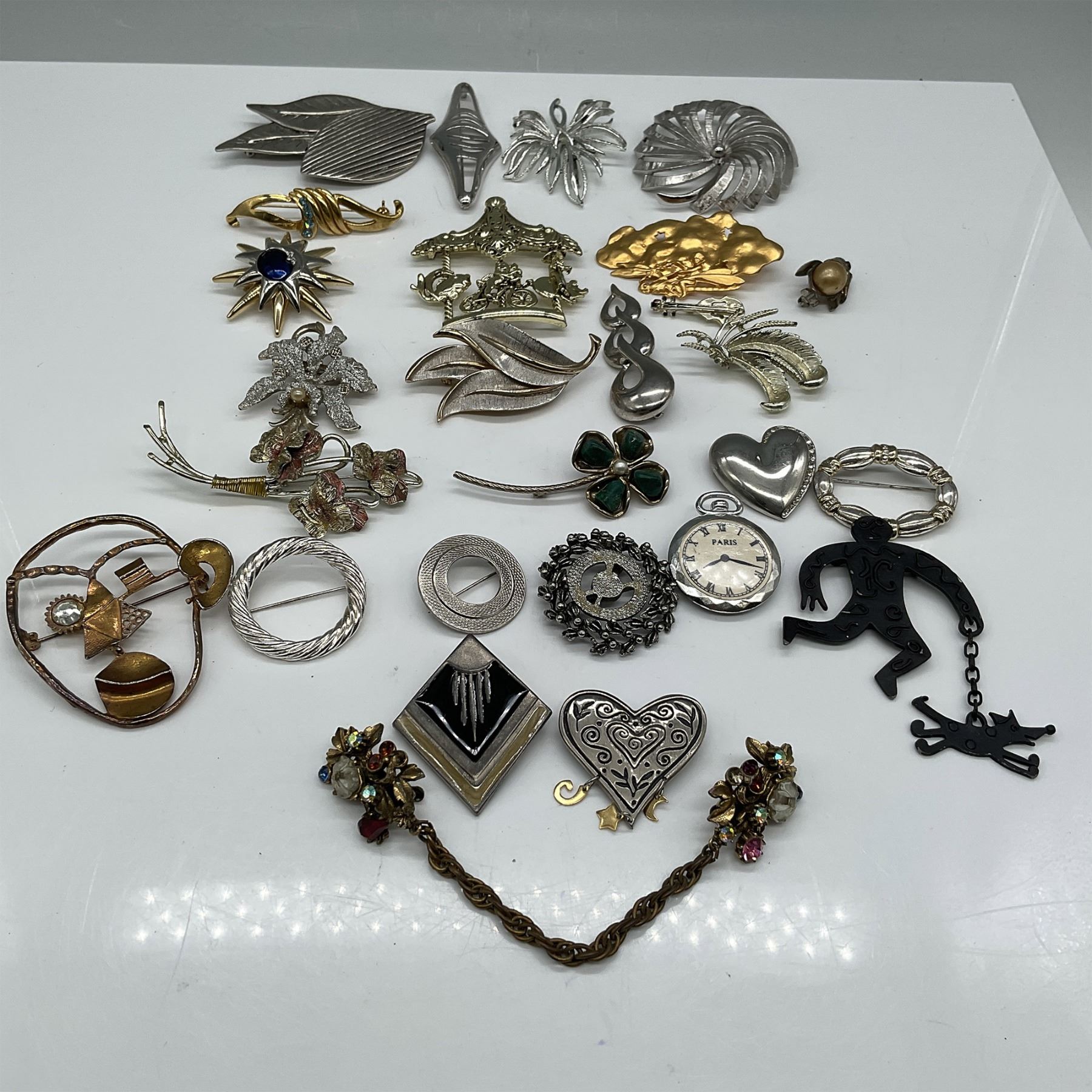 27pc Collection of Vintage Brooches & Pins, Assorted Styles
