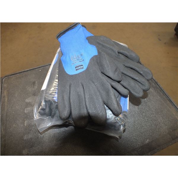 12 Pairs Of Size XL Of North Flex Cold Grip Gloves