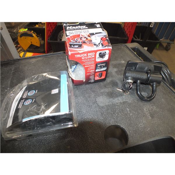 3 Truck Bed U Locks & Trailer Light Connector