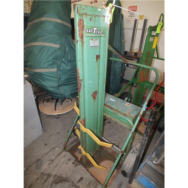 Duel Tank Cart On Wheels