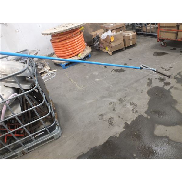 Bow Float w/ 1 Extra Trowel Head