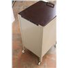 Image 4 : * Metal Filing Cabinet on Wheels - 14" x 18" x 28" - As Is