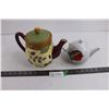 Image 1 : (2) Ceramic Teapots (Formenton & Bella Casa)
