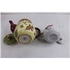 Image 2 : (2) Ceramic Teapots (Formenton & Bella Casa)