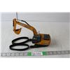 Image 1 : United Rentals/Case Model Excavator Up to 9" Tall